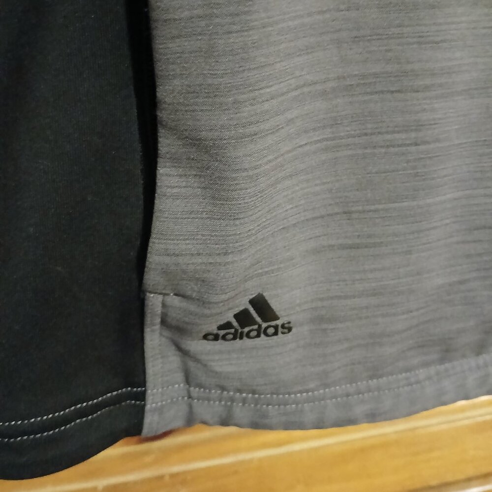 ADIDAS Vest Men Large Gray/Black Full Zip Golf Pockets Casual Outerwear EUC - Picture 3 of 9